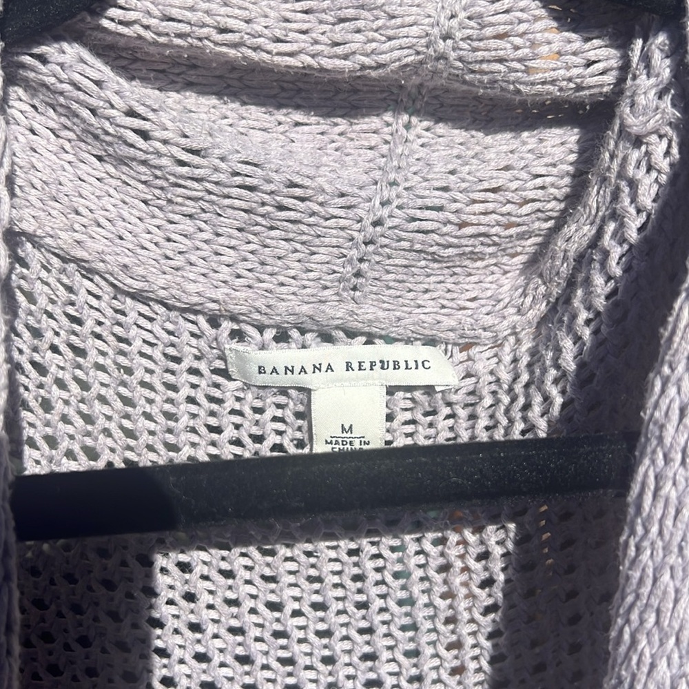 100% Cotton Cardigan by Banana Republic, Medium in Lilac - Picture 4 of 11